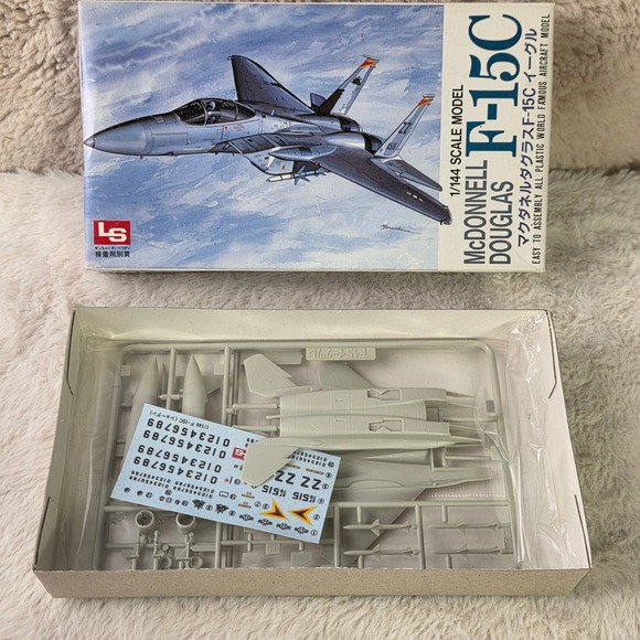 LS 1:144 Scale McDonnell Douglas F 15C Eagle Plastic Model Kit‎ New - Picture 2 of 11